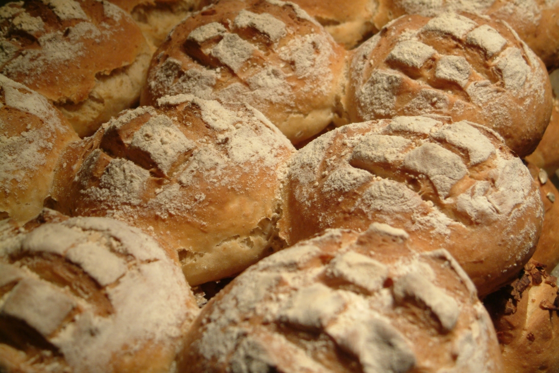 NGG fordert 380 Euro mehr Lohn für Bäckerei-Beschäftigte 